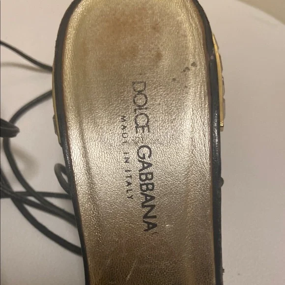 Dolce & Gabbana Christal embroidery Black and Gold Women's Heels
